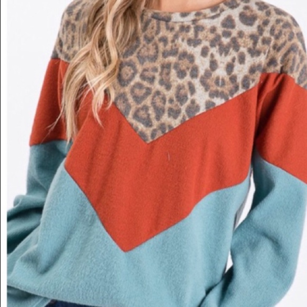 Chevron color block sweater - Picture 4 of 7